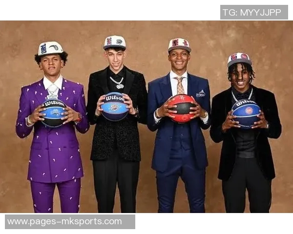 夏普签约四年九千万22届首轮秀七人续约班凯罗切特杰伦威超两亿