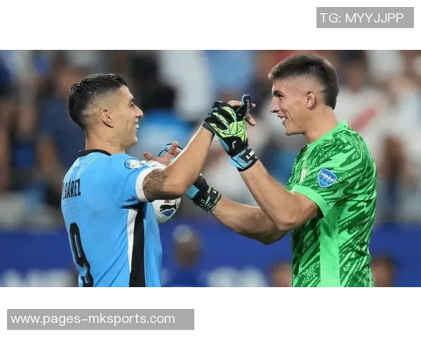 本坦库尔因铲球染红离场乌拉圭队在友谊赛中以1比5落后美国队